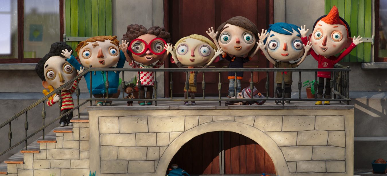 Extrait du film Ma vie de courgette. Les enfants posent pour un portrait.