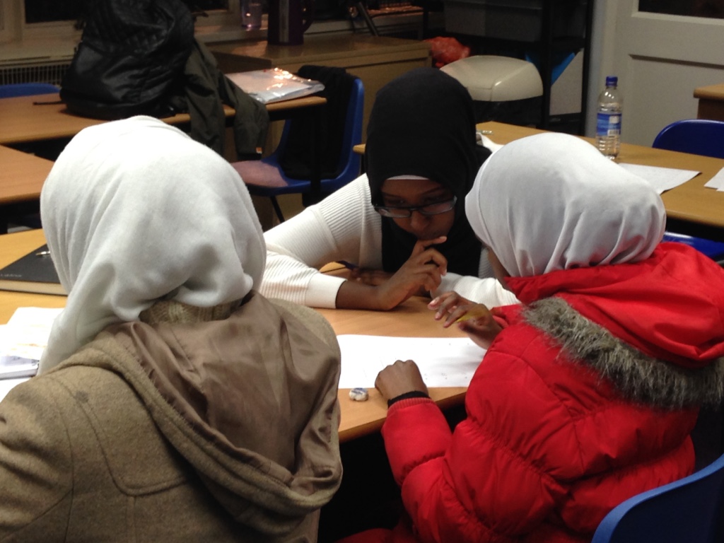 Cours pour des enfants migrants à Londres