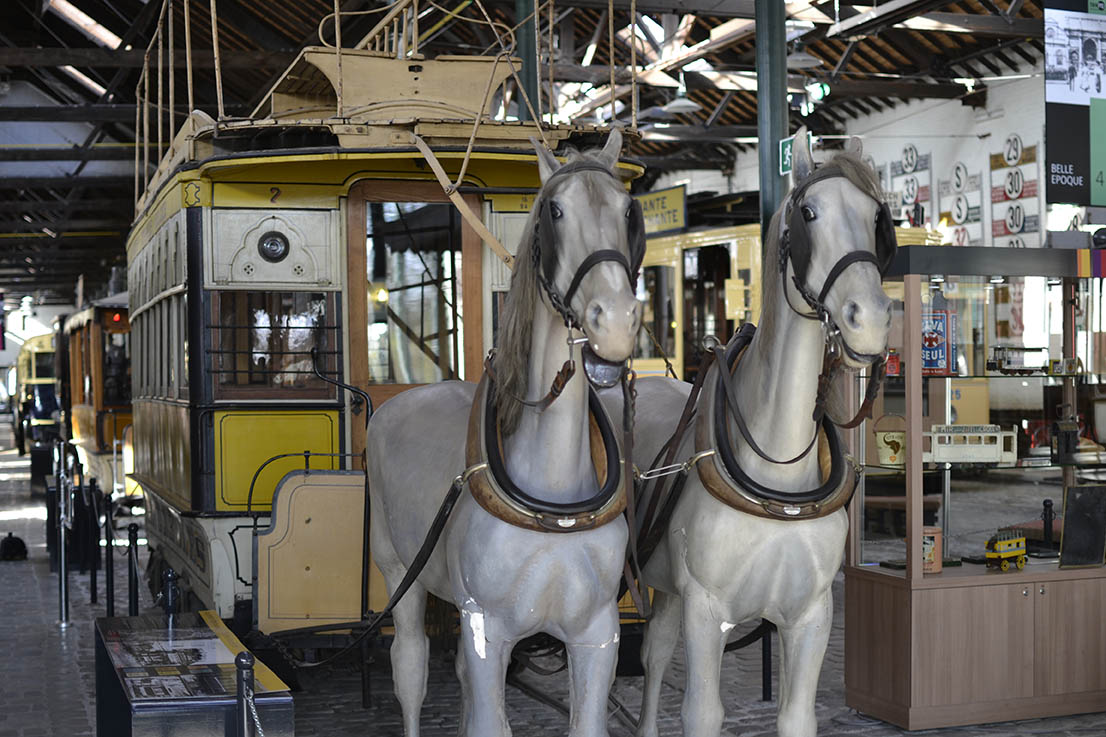 Tram hippomobile du musée des transports urbains bruxellois