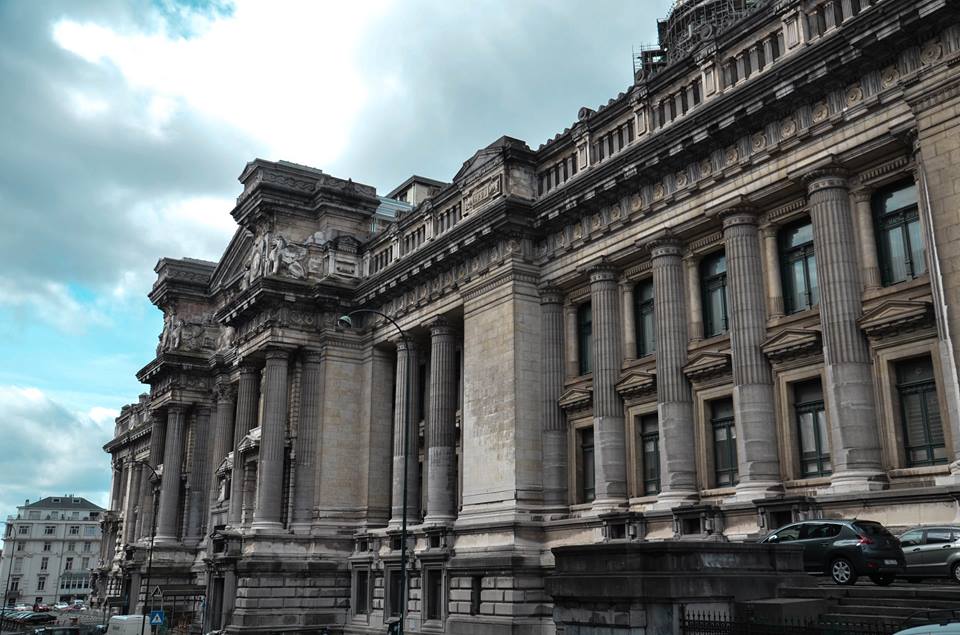 Façade extérieure du Palais de Justice de Bruxelles