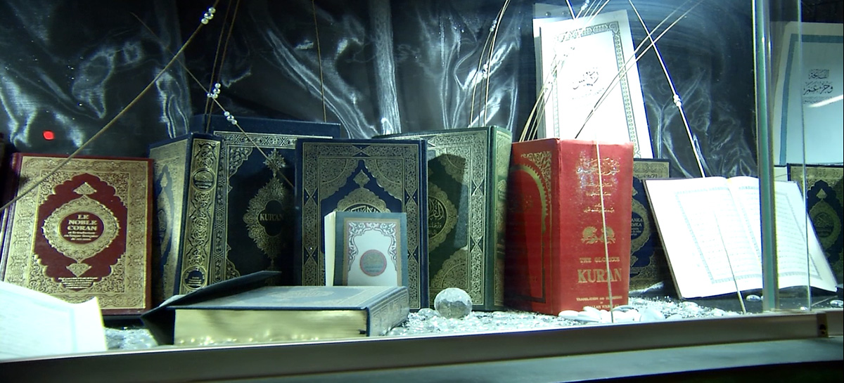 Corans exposés à la grande Mosquée de Bruxelles