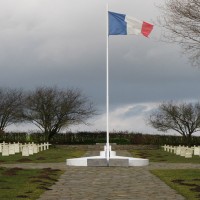 Drapeau Français Nécropole Chastre