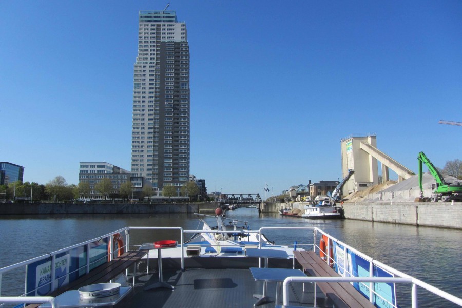 Bateau Bus, Canal de Bruxelles