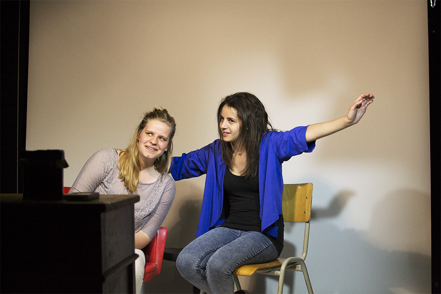 Atelier sténopé dans les locaux photo.