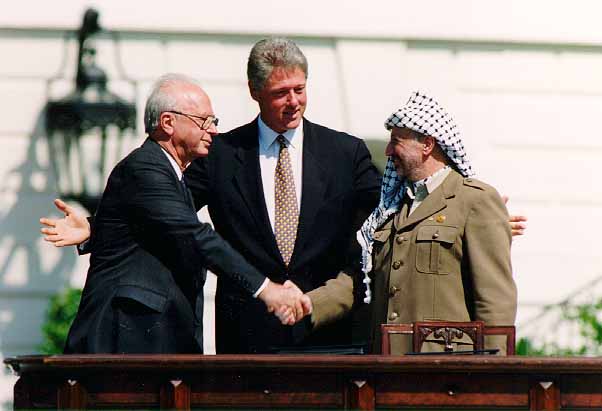 Yitzhak Rabin, Bill Clinton et Yasser Arafat