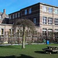 bâtiment des classes au collège à Hannut