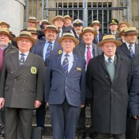 photo de groupe de la Fédération Nationale des Combattants de Belgique lors de la première célébration des 100 ans de l'organisation