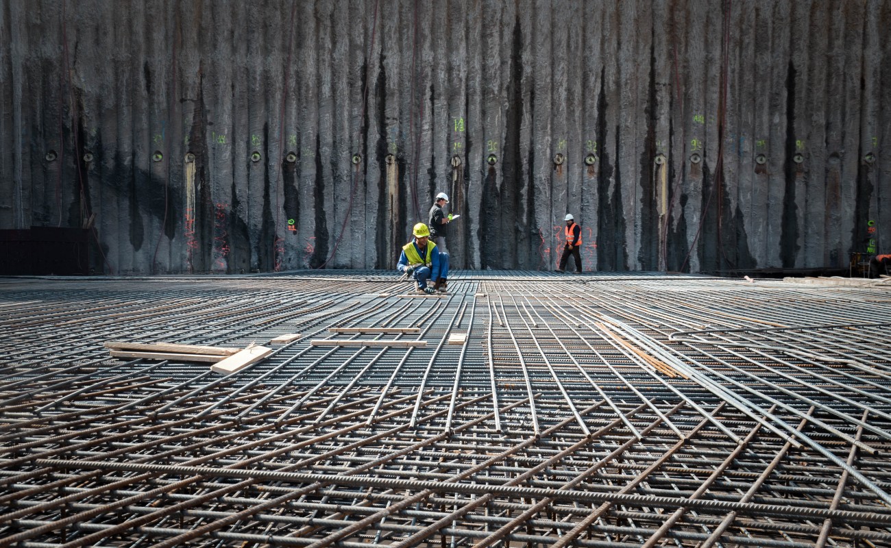 Ouvriers sur le chantier "Rive Gauche"