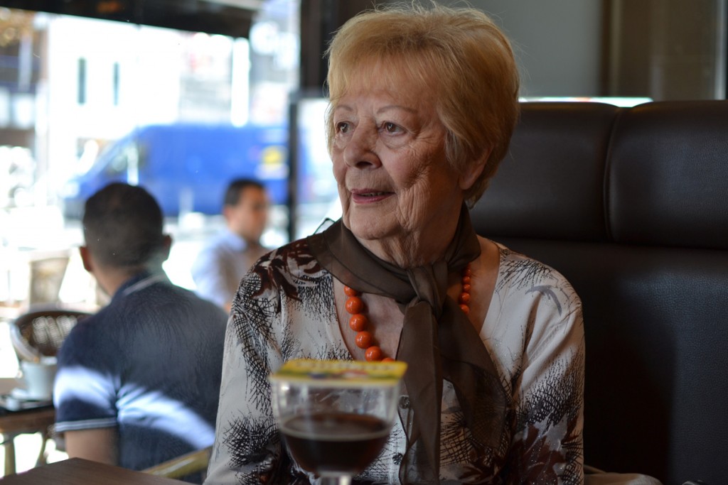 Portrait de Christine, femme au foyer à Charleroi