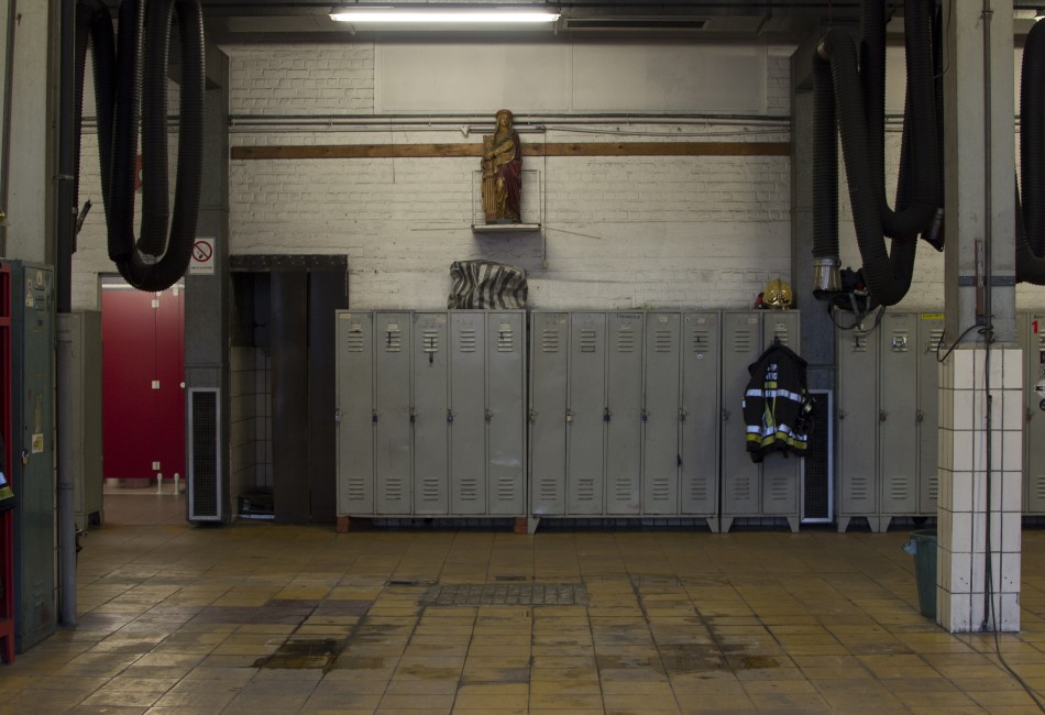 Photo prise dans la caserne des pompiers 