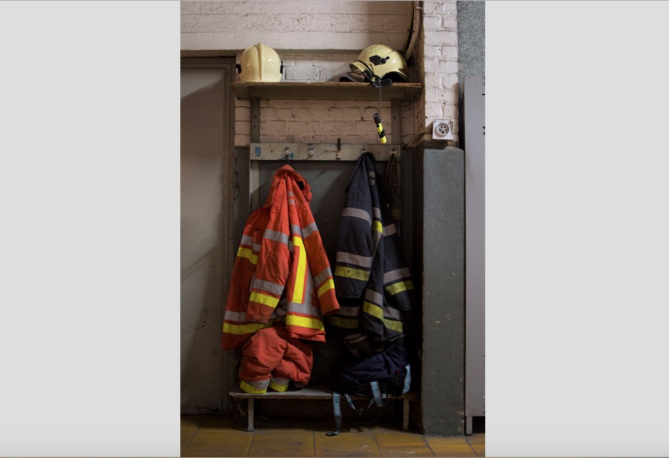 Photo prise dans la caserne des pompiers 