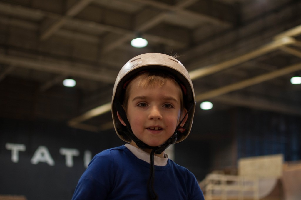 Milo, jeune statuer de 7ans