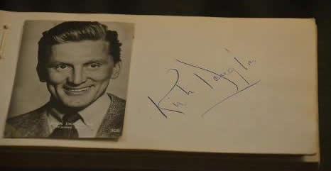 Autographe Kirk Douglas